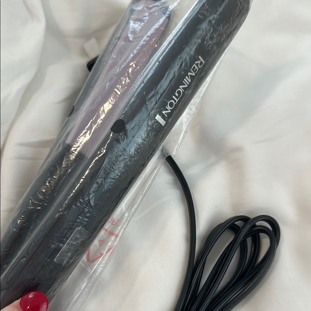 NEVER USED Remington Black Hair Styling Tool